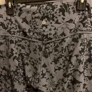 Lululemon leggings size 10